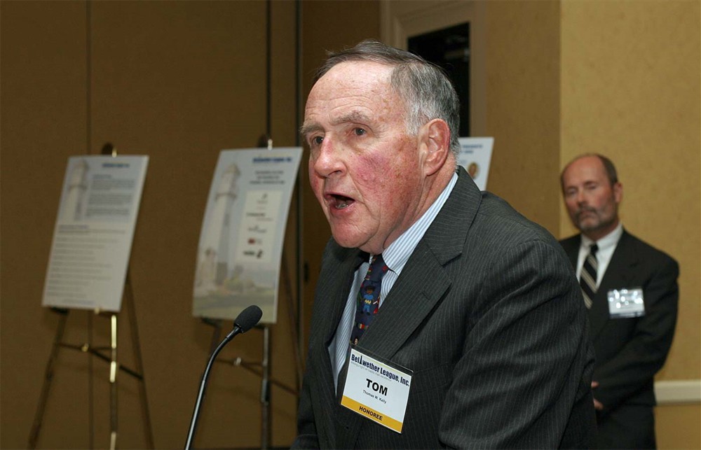 Thomas W. Kelly shares his secrets of success as Bellwether League Inc. Chairman Jamie C. Kowalski listens