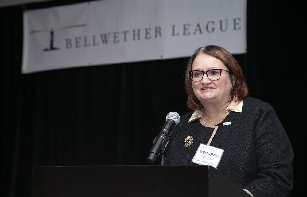 Bellwether League Treasurer Deborah Templeton introduces fellow Pennsylvanian Robert T. Yokl.