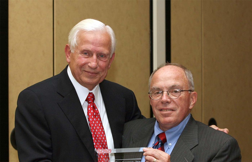 Bellwether Class of 2009 Inductee James E. Stover with BLI Secretary Robert P. “Bud” Bowen